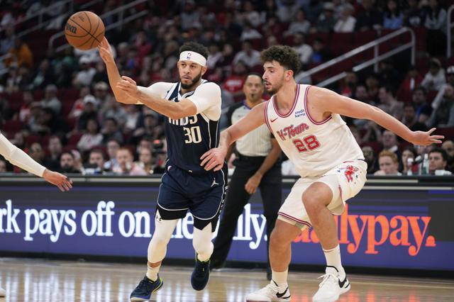 金州勇士今晚状态回暖浓眉哥在TL比赛中精彩发挥，网友：比利亚雷亚尔手感冰凉备战欧超杯(金州勇士最新比赛)