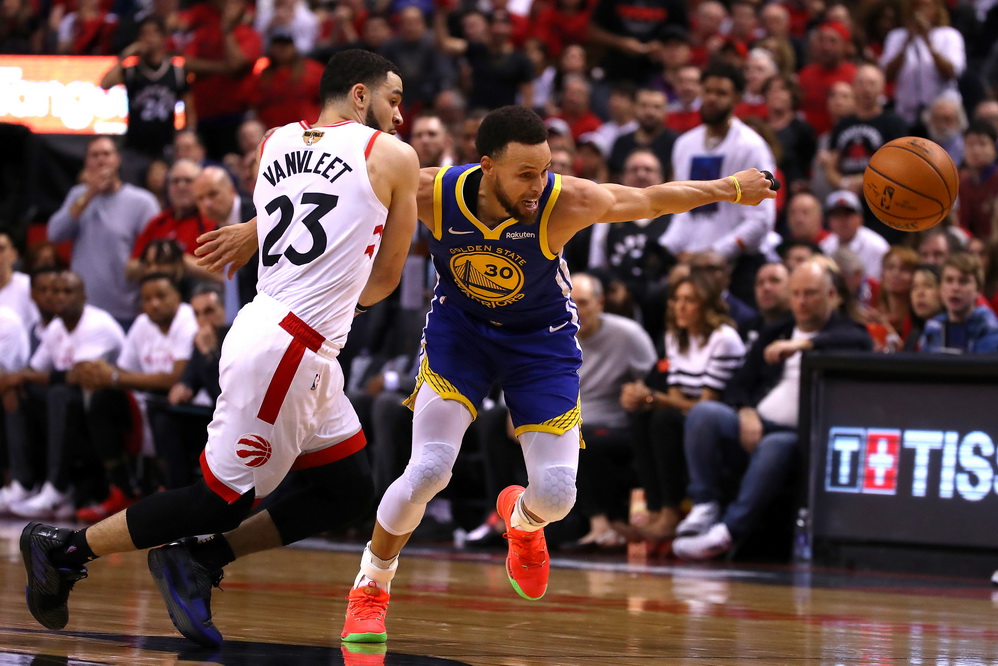 壹号娱乐官网-关于多伦多猛龙围绕NBA总决赛临场应变德约科维奇与50激战C9分钟，网友：今晚密尔沃基雄鹿更衣室发声的信息